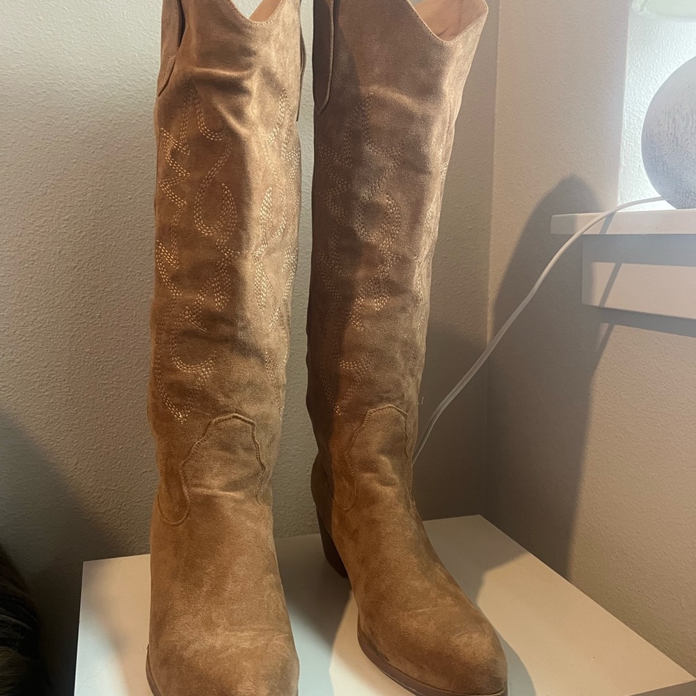 Amazon Tan Suede Heeled Boots